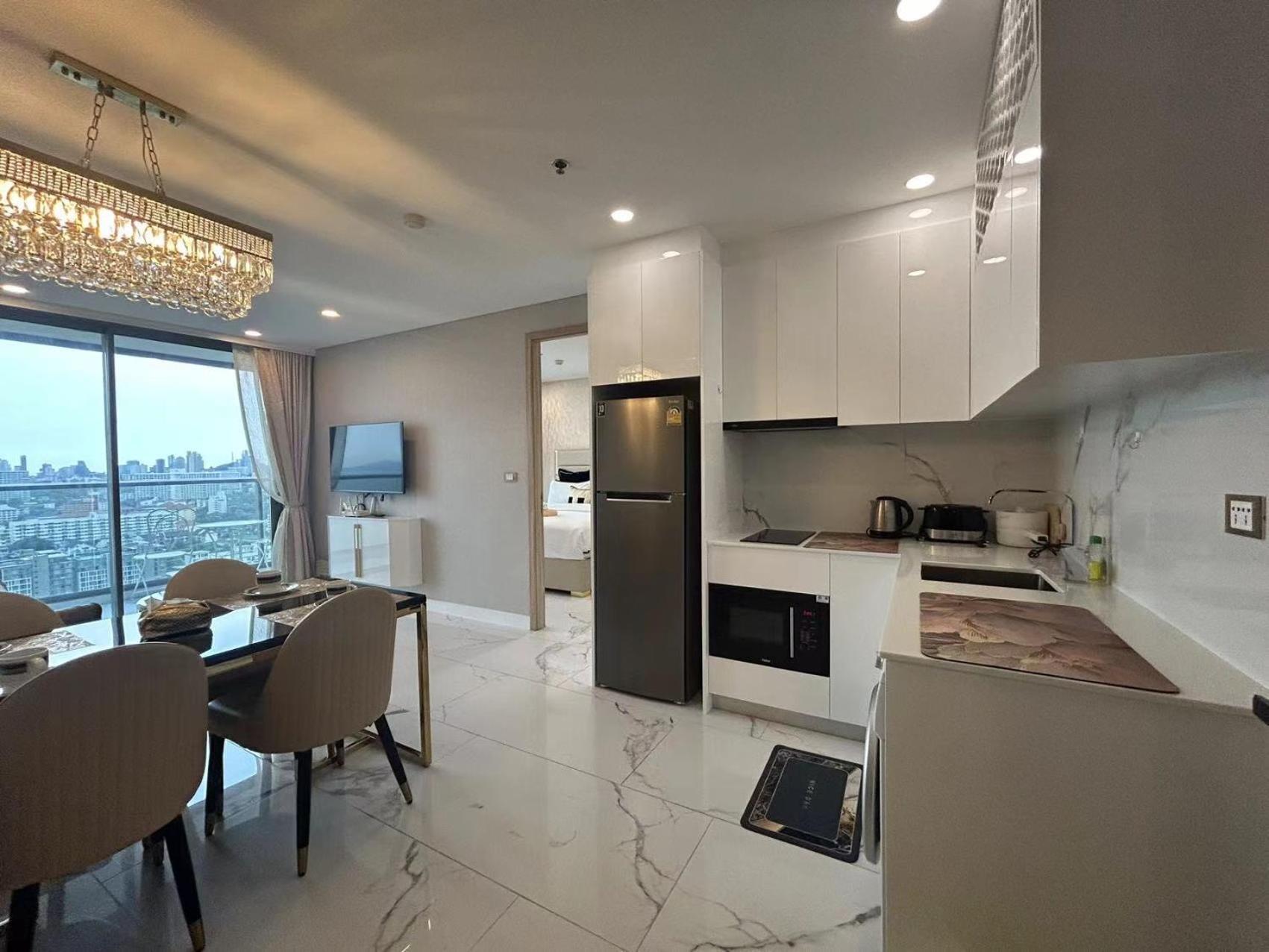 Copacabana Beach Jomtien 科帕卡巴纳海乔木提安海滩毗邻乔木提安夜市 Экстерьер фото