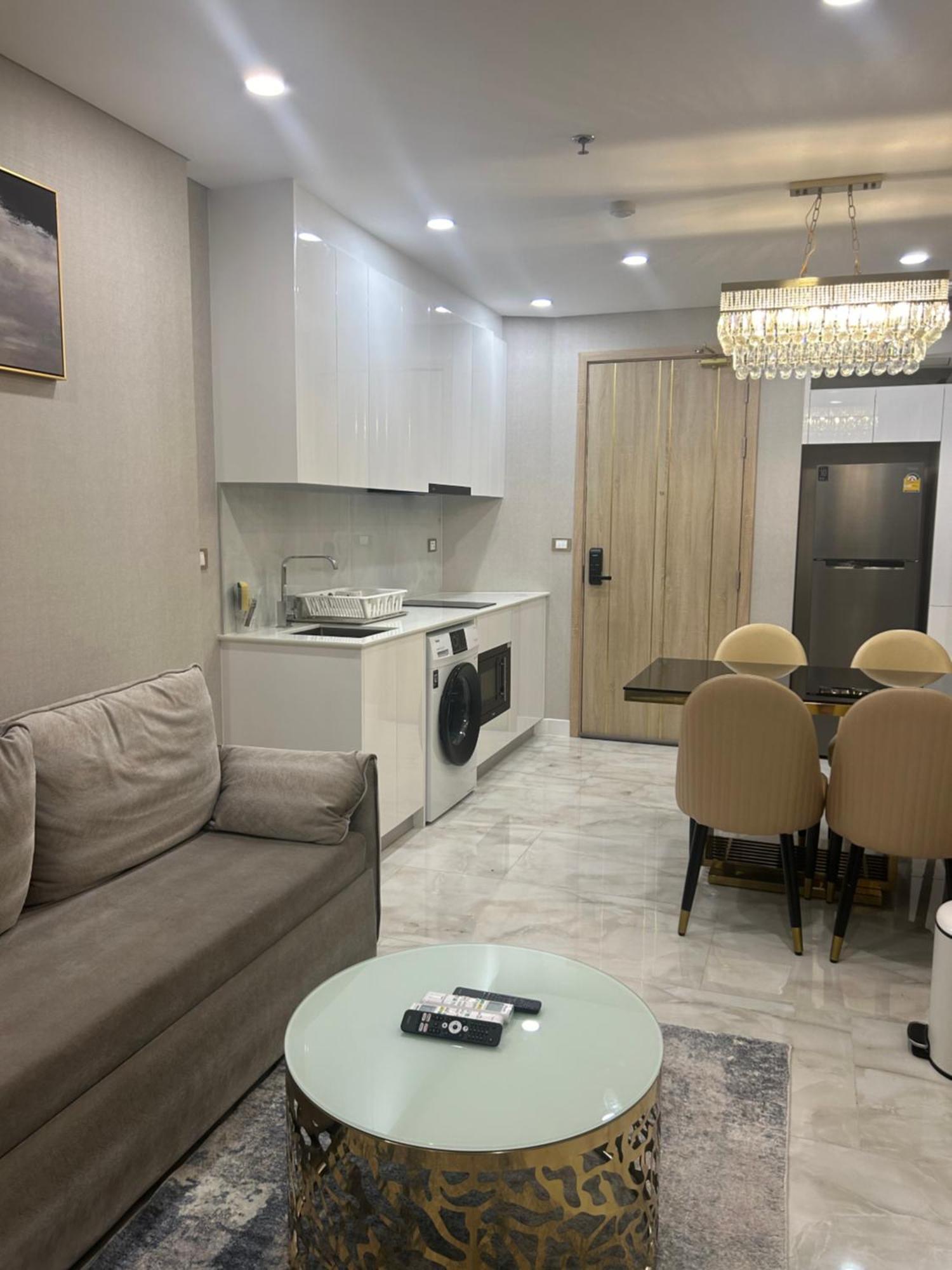 Copacabana Beach Jomtien 科帕卡巴纳海乔木提安海滩毗邻乔木提安夜市 Экстерьер фото